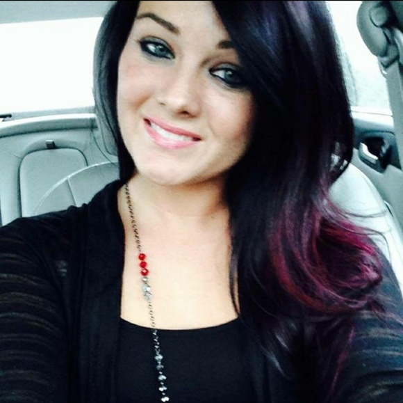 Meet your Posher, Tamitha - Picture 1 of 1